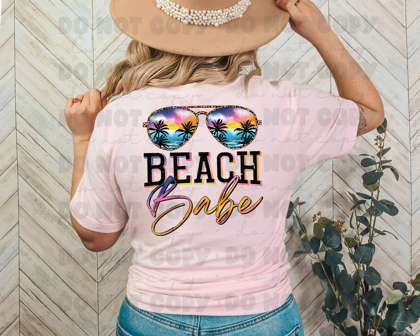 Beach babe with sunglasses *DREAM TRANSFER* DTF